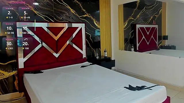 Snapshot of VioletRose_as chatting on January 8, 2026, 8:48 pm VioletRose as online show from January 8, 2026, 8:48 pm