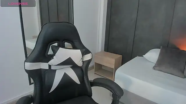 altair mori online show from November 24, 2025, 8:20 pm