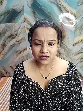 Snapshot of hornypiu697 chatting on April 15, 2026, 4:18 am hornypiu697 online show from April 15, 2026, 4:18 am