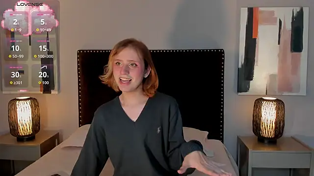 seraphine star online show from April 12, 2026, 9:51 pm