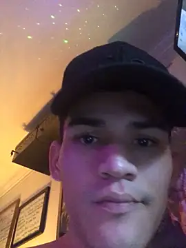 Snapshot of alessandro_musk chatting on February 23, 2026, 9:37 pm alessandro musk online show from February 23, 2026, 9:37 pm