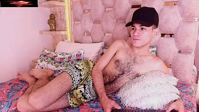 Snapshot of alessandro_musk chatting on February 21, 2026, 8:22 pm alessandro musk online show from February 21, 2026, 8:22 pm