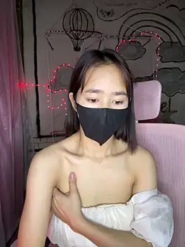 TiNa 04 online show from December 22, 2025, 12:11 am