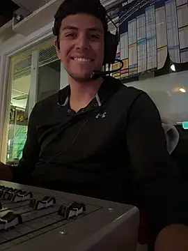 StrokingDaddy4 online show from April 6, 2026, 10:16 am