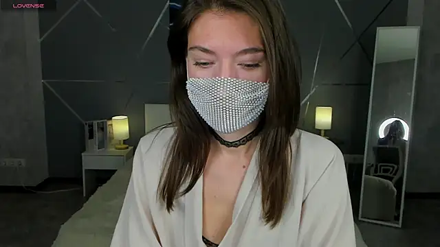 Snapshot of take_me_to_moon chatting on November 4, 2025, 1:42 am take me to moon online show from November 4, 2025, 1:42 am