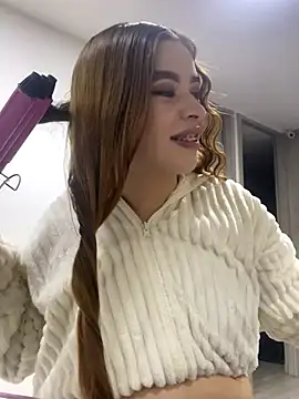 Snapshot of CharlotteBrownn_ chatting on November 12, 2025, 3:43 am CharlotteBrownn online show from November 12, 2025, 3:43 am