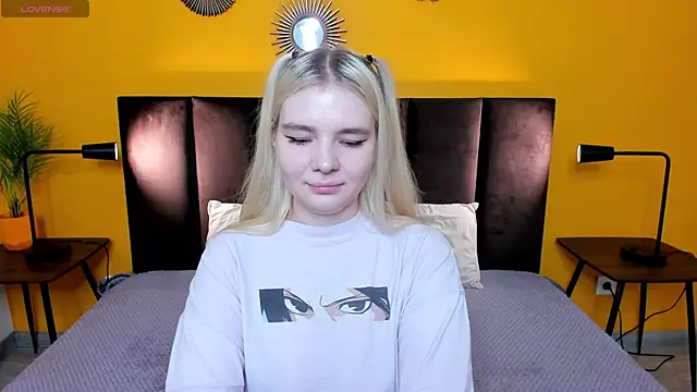 Snapshot of RuthBryant chatting on November 5, 2025, 1:09 am RuthBryant online show from November 5, 2025, 1:09 am