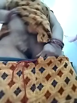 rani8008 online show from March 8, 2026, 2:04 am