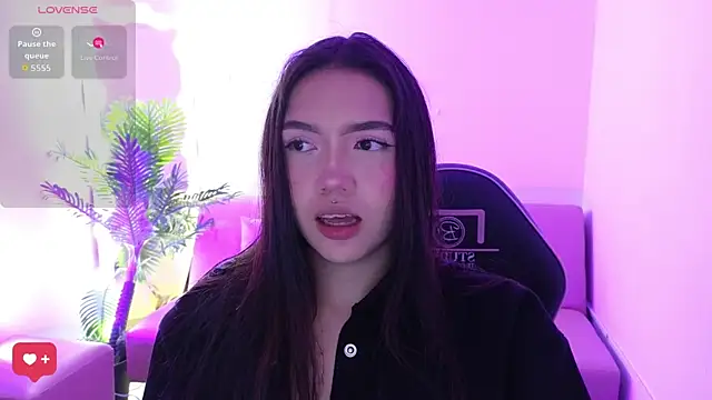 Ameliiaa tay online show from November 14, 2025, 11:36 am