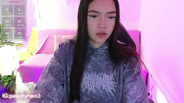 Snapshot of Ameliiaa_tay chatting on November 25, 2025, 11:43 am Ameliiaa tay online show from November 25, 2025, 11:43 am