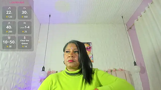 Snapshot of mya_blaze chatting on November 24, 2025, 1:11 pm mya blaze online show from November 24, 2025, 1:11 pm