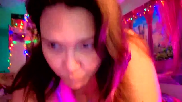 Snapshot of Princess__Kitty__ chatting on October 28, 2025, 3:55 pm Princess Kitty online show from October 28, 2025, 3:55 pm