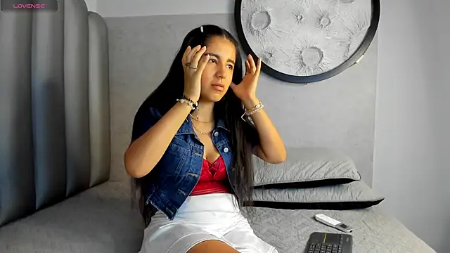 Lucy-23 online show from November 14, 2025, 10:46 pm