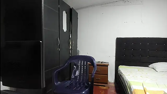 Snapshot of Ryan_xc1 chatting on October 24, 2025, 2:54 am Ryan xc1 online show from October 24, 2025, 2:54 am