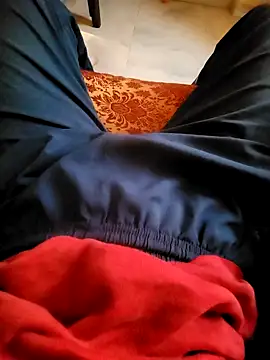 Snapshot of coupleyug chatting on September 9, 2025, 10:03 am coupleyug online show from September 9, 2025, 10:03 am