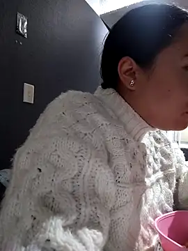 Venus Rivers online show from December 2, 2025, 1:13 pm