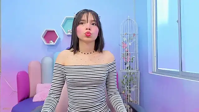 Snapshot of Issa_Skinny_ chatting on October 2, 2025, 11:35 am Issa Skinny  online show from October 2, 2025, 11:35 am
