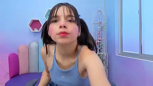Snapshot of Issa_Skinny_ chatting on October 16, 2025, 11:40 am Issa Skinny  online show from October 16, 2025, 11:40 am
