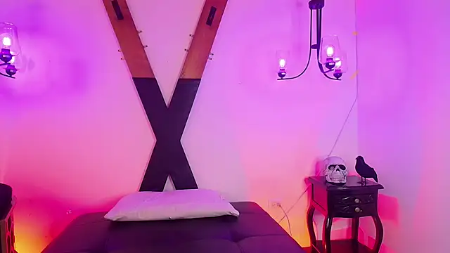 SpencerMontgomery online show from November 28, 2025, 7:14 pm