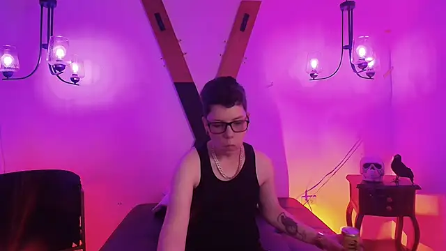 SpencerMontgomery online show from November 14, 2025, 7:50 pm