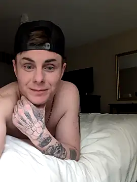 Snapshot of youngblondetwink chatting on March 31, 2026, 5:09 am youngblondetwink online show from March 31, 2026, 5:09 am