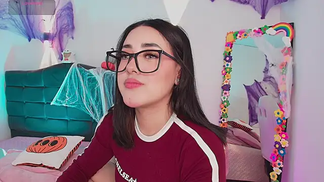 Snapshot of justonecute chatting on October 17, 2025, 10:55 pm justonecute online show from October 17, 2025, 10:55 pm