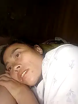 Snapshot of CoMay003 chatting on February 18, 2026, 12:08 am CoMay003 online show from February 18, 2026, 12:08 am