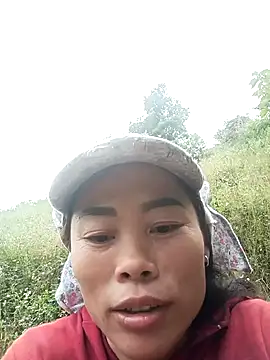 CoMay003 online show from November 4, 2025, 7:45 am