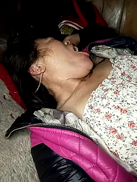 Snapshot of CoMay003 chatting on January 6, 2026, 9:41 pm CoMay003 online show from January 6, 2026, 9:41 pm