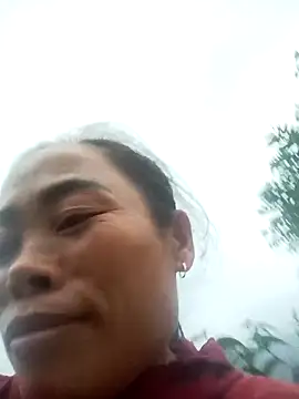 CoMay003 online show from November 5, 2025, 10:29 am