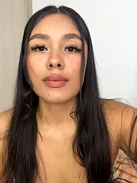 Mariaotalvaro online show from September 24, 2025, 10:05 pm