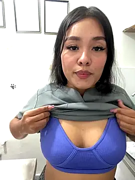 Mariaotalvaro online show from September 23, 2025, 9:11 pm