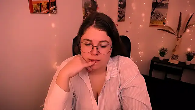 Snapshot of _Lovely_Mary chatting on September 12, 2025, 8:03 am  Lovely Mary online show from September 12, 2025, 8:03 am