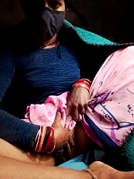 MISS-KAYA online show from November 14, 2025, 9:07 pm