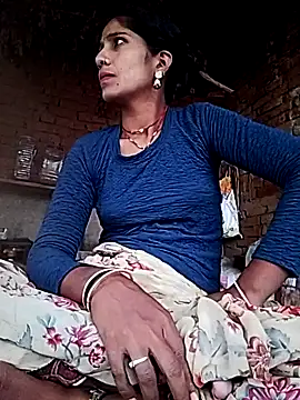 MISS-KAYA online show from October 28, 2025, 9:52 am