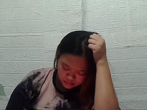 Snapshot of cris_sweety chatting on October 4, 2025, 9:55 am cris sweety online show from October 4, 2025, 9:55 am