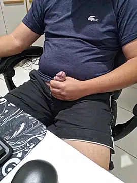 Carloskasado online show from March 10, 2026, 1:31 am