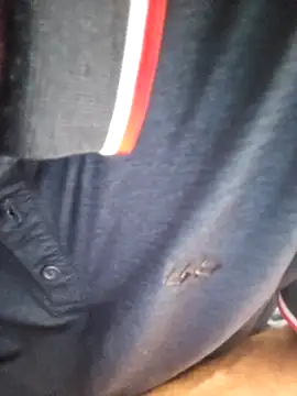 Romance32 online show from December 21, 2025, 4:52 pm