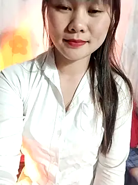 Snapshot of Sisi_dy01 chatting on May 6, 2026, 1:48 pm Sisi dy01 online show from May 6, 2026, 1:48 pm