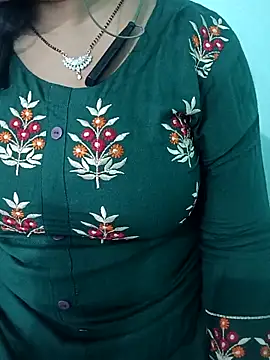 Snapshot of Anjali-bhabhi chatting on October 14, 2025, 7:31 am Anjali-bhabhi online show from October 14, 2025, 7:31 am