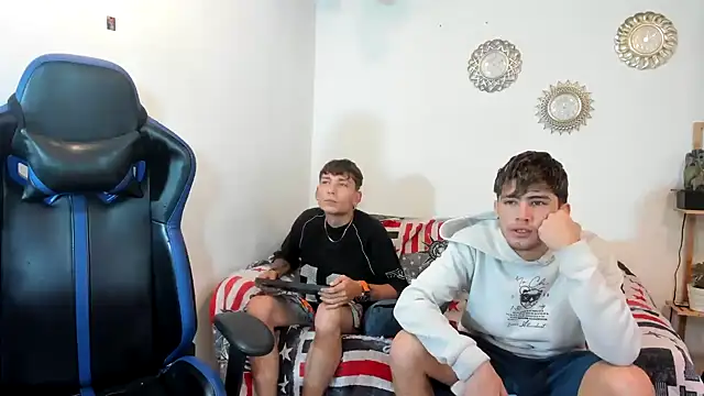 sebas boys577 online show from October 17, 2025, 1:35 pm
