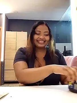 Snapshot of Cristal_hott1 chatting on February 17, 2026, 7:22 pm Cristal hott1 online show from February 17, 2026, 7:22 pm