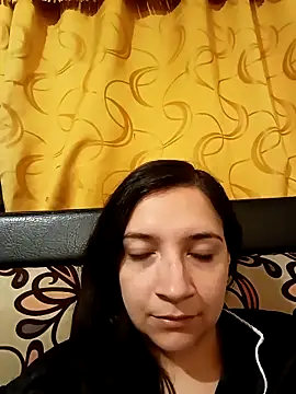 Snapshot of Agatha_bellucci_ chatting on October 2, 2025, 12:25 am Agatha bellucci online show from October 2, 2025, 12:25 am