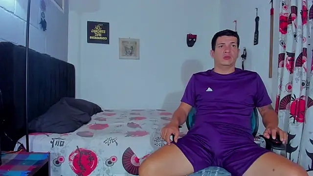 Snapshot of DuoPerverxs chatting on November 27, 2025, 3:01 pm DuoPerverxs online show from November 27, 2025, 3:01 pm