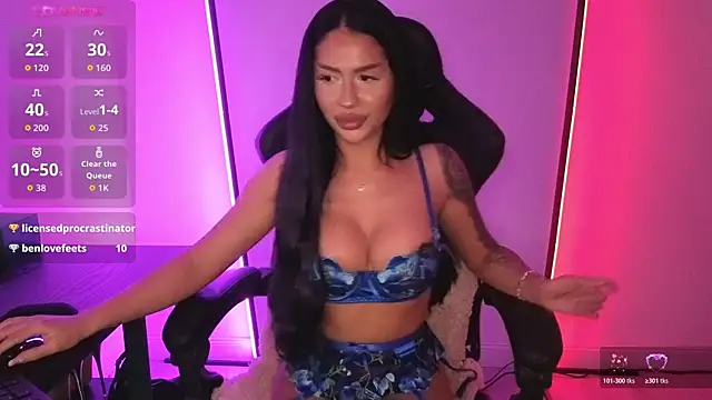 Snapshot of alisonrouge chatting on January 8, 2026, 11:11 pm alisonrouge online show from January 8, 2026, 11:11 pm