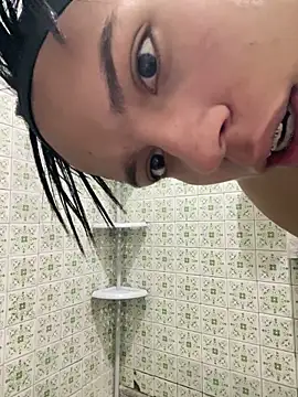 diegoand0911 online show from April 10, 2026, 2:46 pm