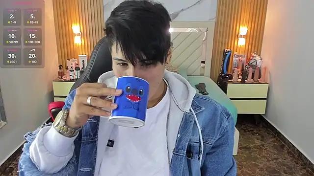 Snapshot of KAROLLJONES1 chatting on September 23, 2025, 3:02 am KAROLLJONES1 online show from September 23, 2025, 3:02 am