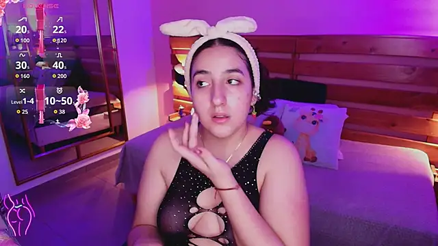 ambar lover online show from November 8, 2025, 8:45 pm