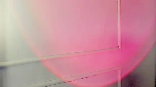 Snapshot of Ice_Princess_ chatting on November 5, 2025, 3:15 pm Ice Princess online show from November 5, 2025, 3:15 pm