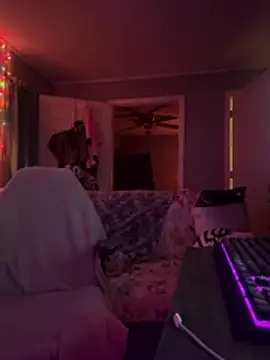 goddessmissmia online show from March 6, 2026, 5:24 am